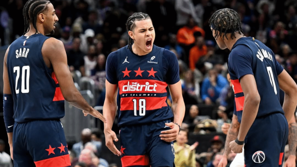 O armador Malcolm Brogdon está na lista de negociáveis no Washington Wizards e pode se tornar um reforço para o Golden State Warriors, segundo o ‘Fadeaway World’. De acordo com o site, uma fonte próxima aguarda que o atleta assine com a franquia da Califórnia. 